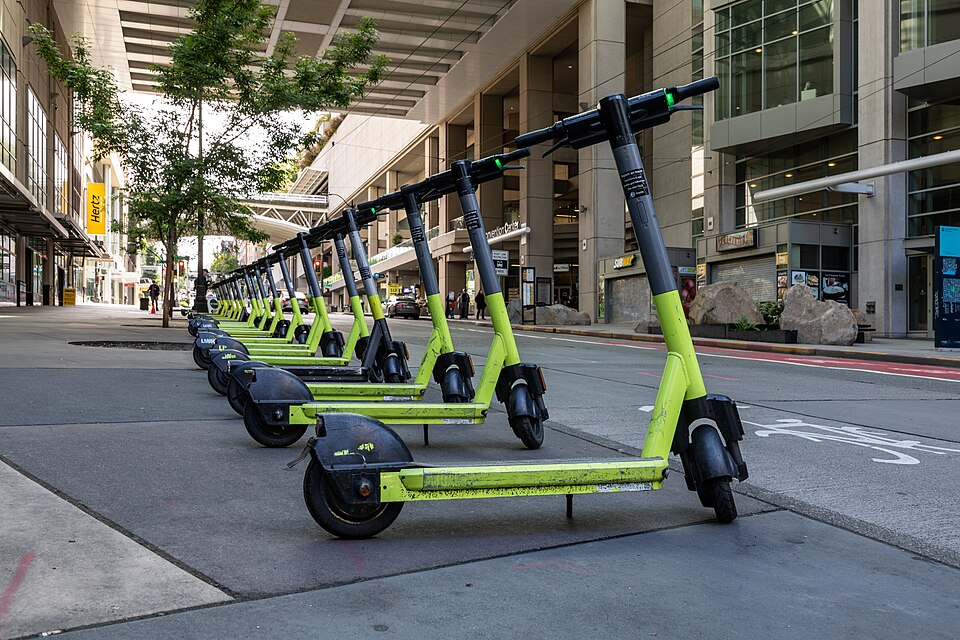 Scooter eléctrico plegable 350 W